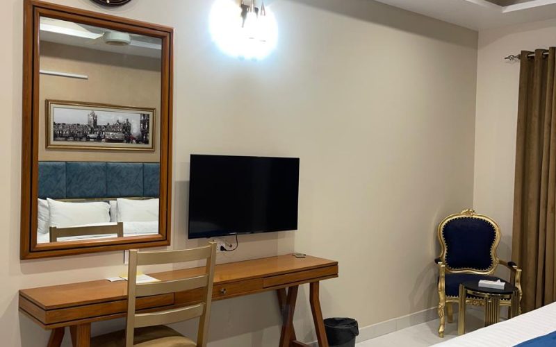 WhatsApp Image 2025-12-28 at 06.08.42 (1) WhatsApp Image 2025-12-28 at 06.08.42 (1)