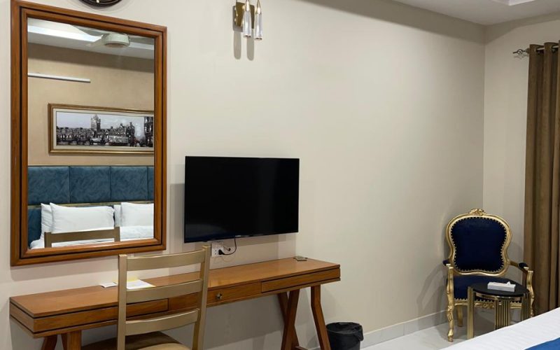 WhatsApp Image 2025-12-28 at 06.08.42 (2) WhatsApp Image 2025-12-28 at 06.08.42 (2)