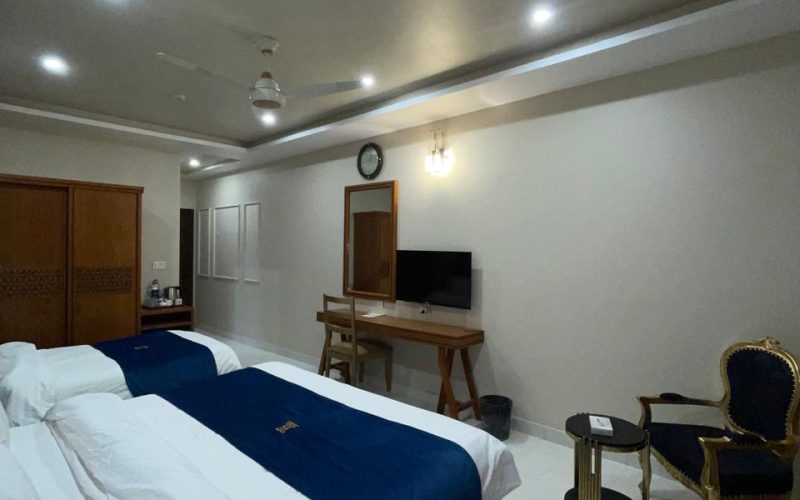 WhatsApp Image 2025-12-28 at 06.08.42 (4) WhatsApp Image 2025-12-28 at 06.08.42 (4)