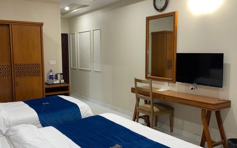 WhatsApp Image 2025-12-28 at 06.08.42 (5) WhatsApp Image 2025-12-28 at 06.08.42 (5)