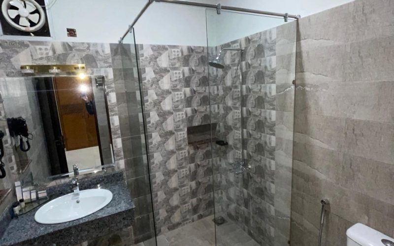 WhatsApp Image 2025-12-28 at 06.21.37 (2) WhatsApp Image 2025-12-28 at 06.21.37 (2)